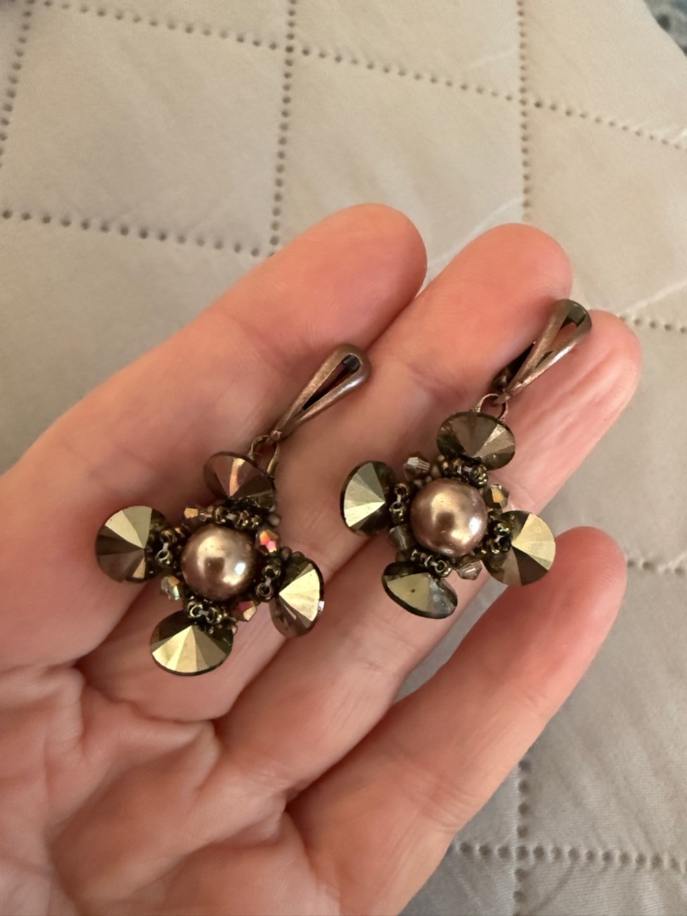 Vintage-Inspired Bronze Pearl Floral Drop Earrings - Bronze Swarovski crystal